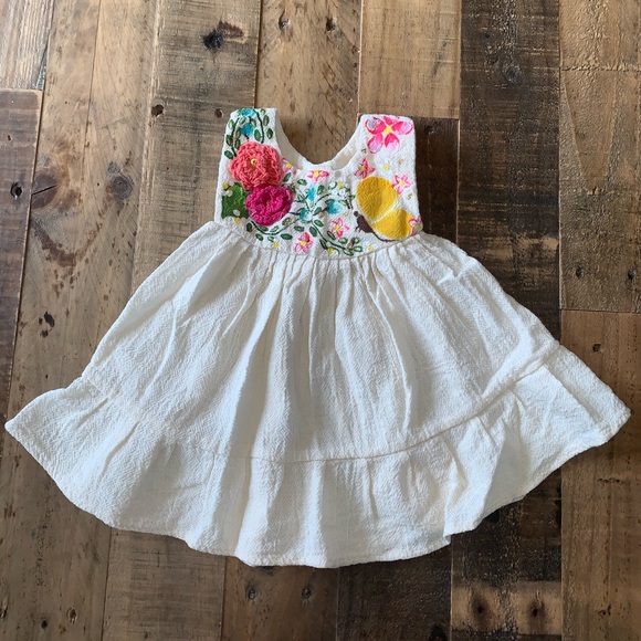 3 for $20 / Hand painted linen dress (6 M) - Picture 1 of 3
